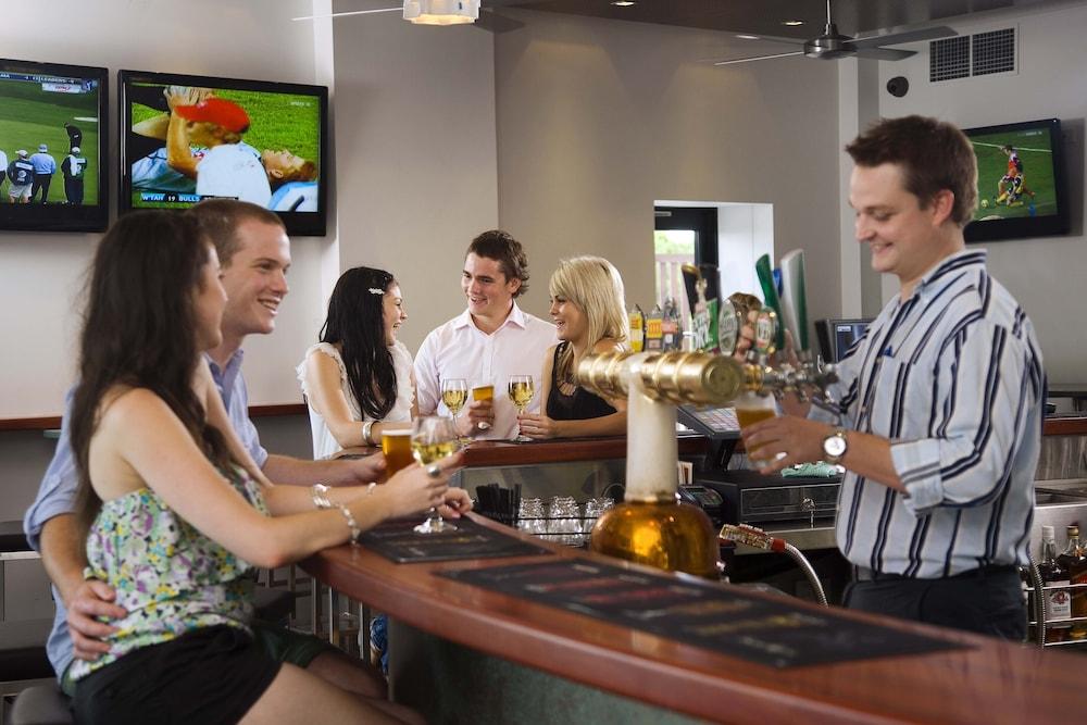 Oaks Townsville Metropole Hotel المظهر الخارجي الصورة