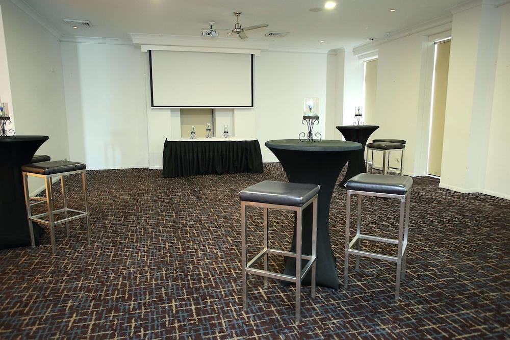 Oaks Townsville Metropole Hotel المظهر الخارجي الصورة